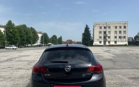 Opel Astra J, 2010 год, 765 000 рублей, 2 фотография