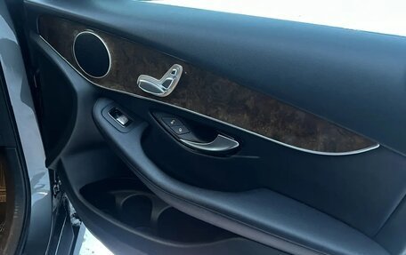 Mercedes-Benz GLC, 2017 год, 2 100 000 рублей, 14 фотография