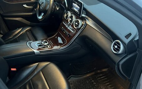 Mercedes-Benz GLC, 2017 год, 2 100 000 рублей, 13 фотография