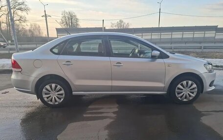 Volkswagen Polo VI (EU Market), 2013 год, 635 000 рублей, 2 фотография