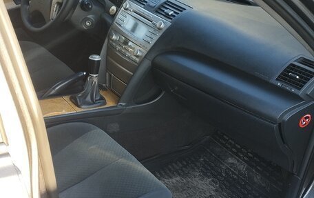 Toyota Camry, 2007 год, 780 000 рублей, 8 фотография