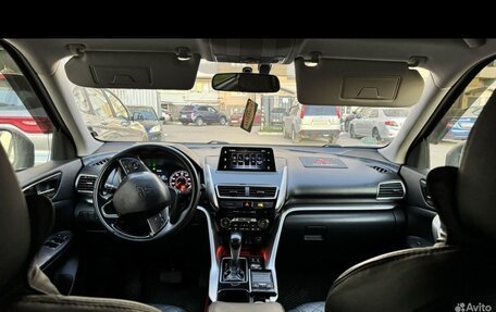 Mitsubishi Eclipse Cross, 2018 год, 1 560 000 рублей, 6 фотография