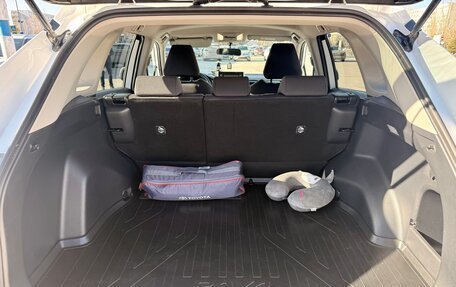 Toyota RAV4, 2023 год, 4 000 000 рублей, 9 фотография