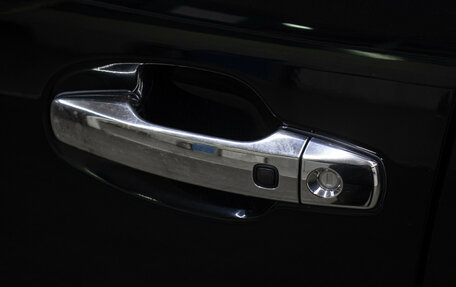 Toyota Land Cruiser 200, 2013 год, 2 998 000 рублей, 24 фотография