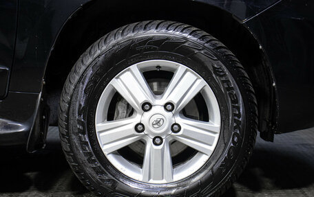 Toyota Land Cruiser 200, 2013 год, 2 998 000 рублей, 27 фотография