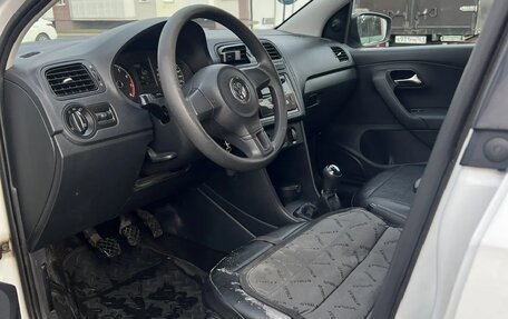 Volkswagen Polo VI (EU Market), 2015 год, 720 000 рублей, 11 фотография