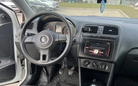 Volkswagen Polo VI (EU Market), 2015 год, 720 000 рублей, 17 фотография