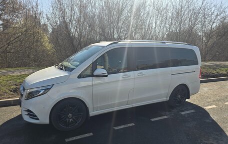 Mercedes-Benz V-Класс, 2020 год, 7 150 000 рублей, 2 фотография