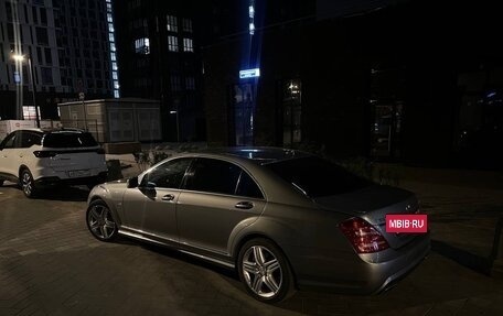 Mercedes-Benz S-Класс, 2011 год, 2 100 000 рублей, 9 фотография
