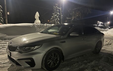 KIA K5 II, 2018 год, 1 700 000 рублей, 4 фотография