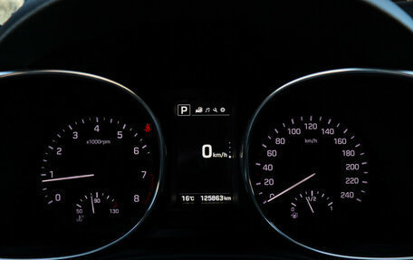 Hyundai Santa Fe III рестайлинг, 2017 год, 2 280 000 рублей, 29 фотография