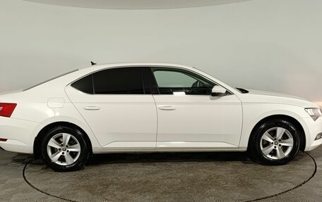 Skoda Superb III рестайлинг, 2016 год, 1 490 000 рублей, 8 фотография