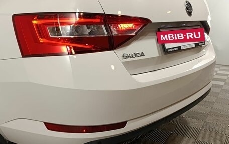 Skoda Superb III рестайлинг, 2016 год, 1 490 000 рублей, 14 фотография