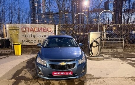 Chevrolet Cruze II, 2013 год, 800 000 рублей, 1 фотография