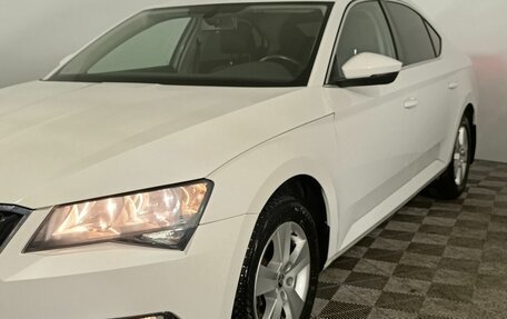 Skoda Superb III рестайлинг, 2016 год, 1 490 000 рублей, 17 фотография