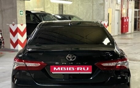 Toyota Camry, 2019 год, 3 050 000 рублей, 6 фотография