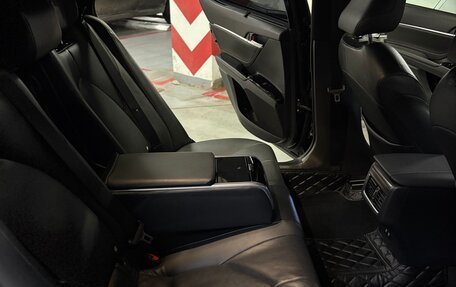 Toyota Camry, 2019 год, 3 050 000 рублей, 13 фотография