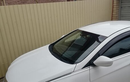 Hyundai Sonata VI, 2011 год, 1 050 000 рублей, 13 фотография