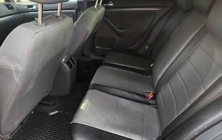 Volkswagen Jetta VI, 2008 год, 650 000 рублей, 12 фотография