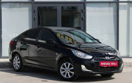 Hyundai Solaris II рестайлинг, 2013 год, 940 000 рублей, 3 фотография
