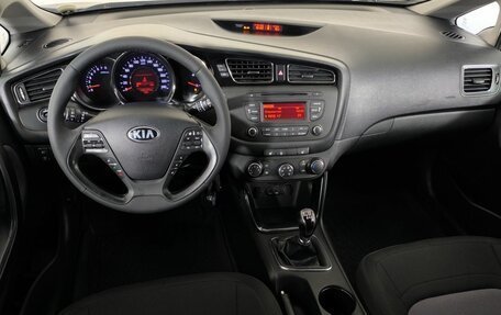 KIA cee'd III, 2014 год, 1 090 000 рублей, 13 фотография
