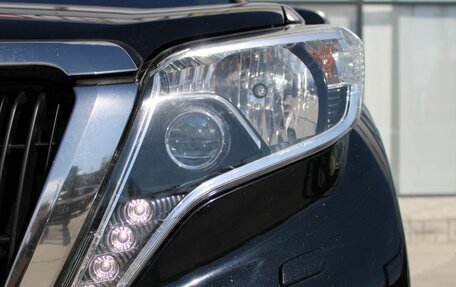 Toyota Land Cruiser Prado 150 рестайлинг 2, 2016 год, 4 030 000 рублей, 10 фотография