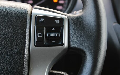 Toyota Land Cruiser Prado 150 рестайлинг 2, 2016 год, 4 030 000 рублей, 20 фотография