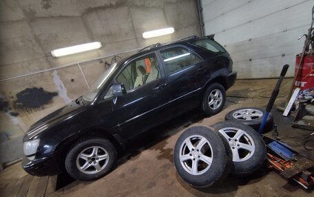 Lexus RX IV рестайлинг, 2000 год, 600 000 рублей, 6 фотография