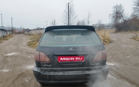 Lexus RX IV рестайлинг, 2000 год, 600 000 рублей, 8 фотография