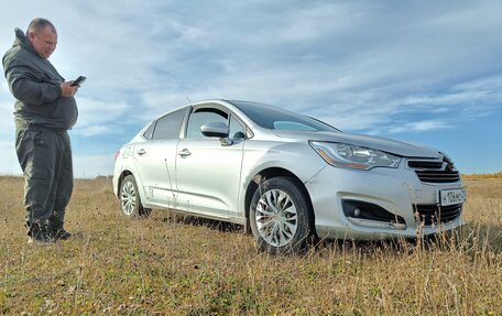 Citroen C4 II рестайлинг, 2015 год, 650 000 рублей, 3 фотография