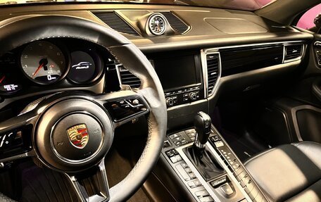 Porsche Macan I рестайлинг, 2015 год, 6 000 000 рублей, 27 фотография