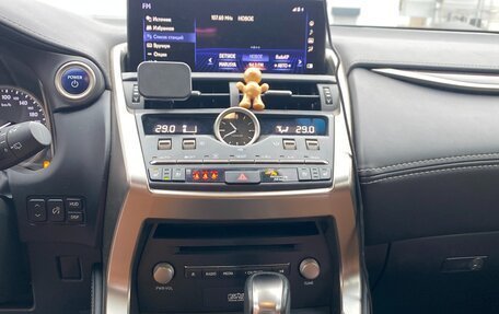 Lexus NX I, 2018 год, 1 450 000 рублей, 18 фотография