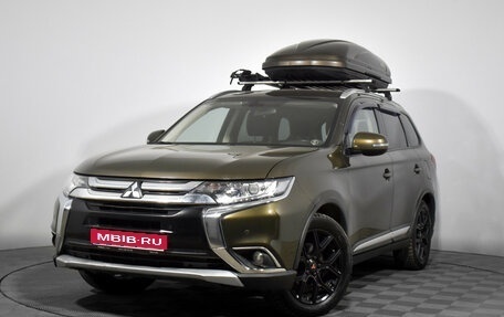 Mitsubishi Outlander III рестайлинг 3, 2017 год, 1 980 000 рублей, 1 фотография