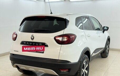 Renault Kaptur I рестайлинг, 2019 год, 830 000 рублей, 4 фотография
