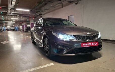 KIA Optima IV, 2018 год, 2 100 000 рублей, 3 фотография