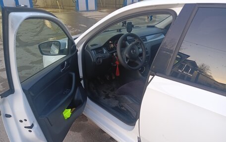 Skoda Rapid I, 2015 год, 760 000 рублей, 9 фотография