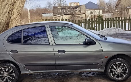 Renault Megane II, 2001 год, 155 000 рублей, 3 фотография