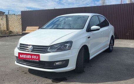 Volkswagen Polo VI (EU Market), 2019 год, 1 300 000 рублей, 2 фотография