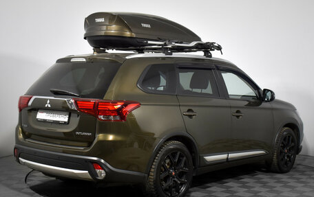 Mitsubishi Outlander III рестайлинг 3, 2017 год, 1 980 000 рублей, 5 фотография