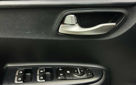 KIA Rio IV, 2017 год, 1 495 000 рублей, 10 фотография