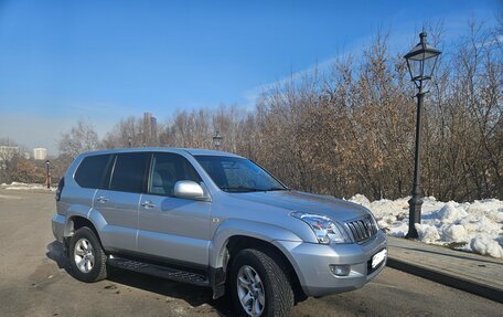 Toyota Land Cruiser Prado 120 рестайлинг, 2007 год, 2 000 000 рублей, 6 фотография