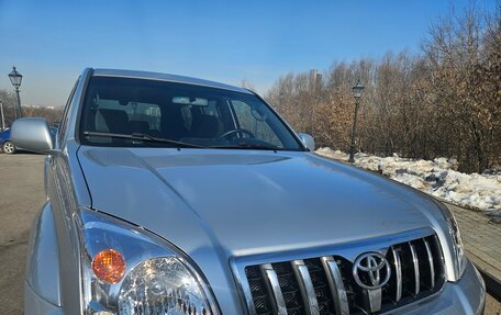 Toyota Land Cruiser Prado 120 рестайлинг, 2007 год, 2 000 000 рублей, 3 фотография