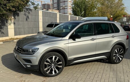 Volkswagen Tiguan II, 2020 год, 3 100 000 рублей, 2 фотография