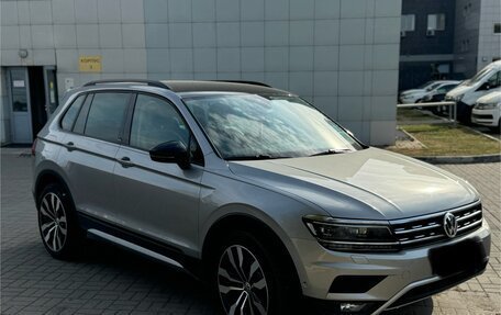 Volkswagen Tiguan II, 2020 год, 3 100 000 рублей, 4 фотография