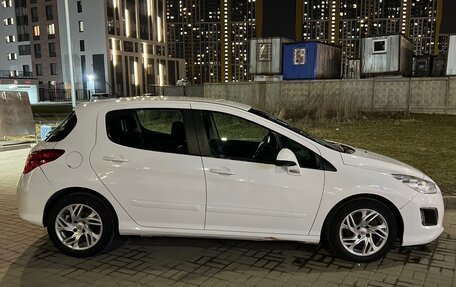 Peugeot 308 II, 2011 год, 690 000 рублей, 5 фотография