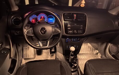 Renault Sandero II рестайлинг, 2014 год, 1 070 000 рублей, 29 фотография