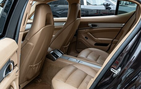 Porsche Panamera II рестайлинг, 2012 год, 3 270 000 рублей, 13 фотография