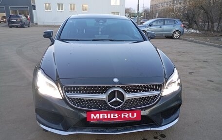 Mercedes-Benz CLS, 2015 год, 3 200 000 рублей, 2 фотография