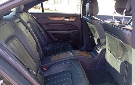 Mercedes-Benz CLS, 2015 год, 3 200 000 рублей, 13 фотография