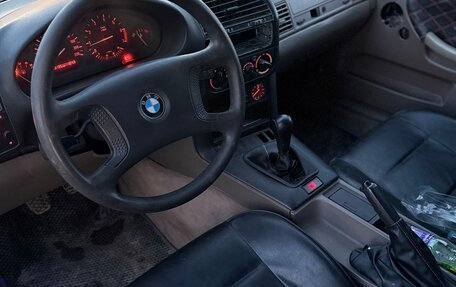 BMW 3 серия, 1992 год, 270 000 рублей, 4 фотография